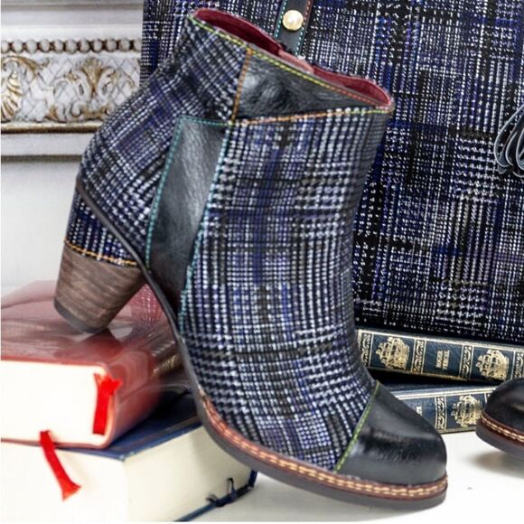 Laura Vita Made in France Plaid Booties - Picture 2 of 16